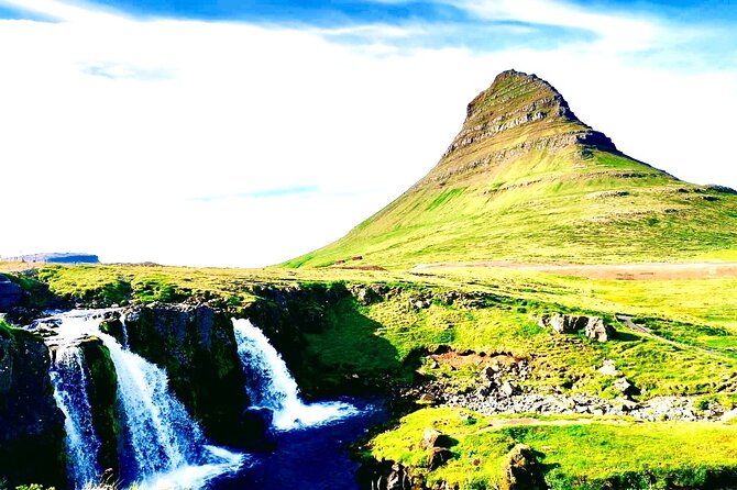 Private Snæfellsnes National Park - Ólafsvík, harbor life, and a 1844 warehouse