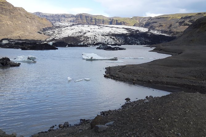 Private South Coast Tour from Reykjavik - Gljúfrabúi rewards a little extra effort