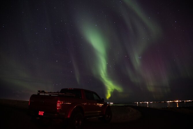 Private tour / Aurora Hunt - Northern Lights Super Jeep Tour - The guide and Mountain Taxi service