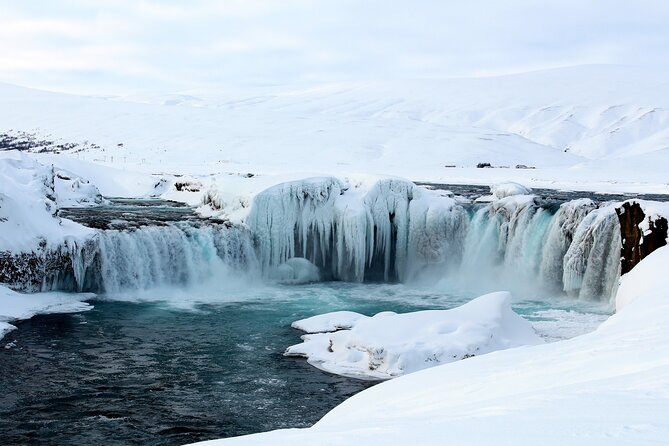 Private Tour from Akureyri of Goðafoss Waterfall of the Gods - Why Goðafoss is such a good short trip from Akureyri