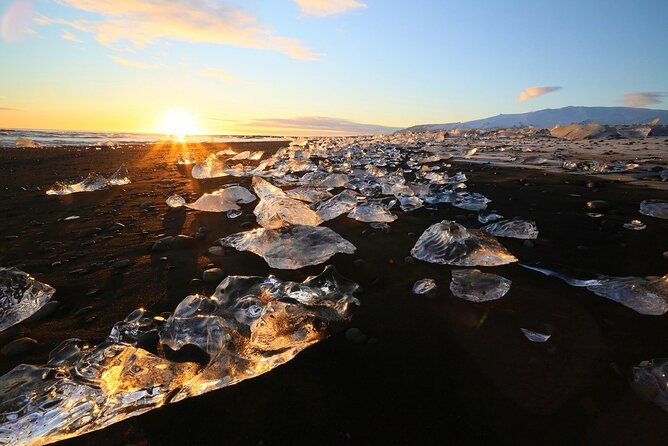 Private Tour Höfn: Jokulsárlón , Diamond Beach, Secret Glacier - Jökulsárlón Glacier Lagoon and its floating ice