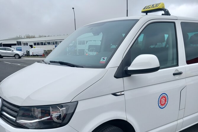 Private Transfer from Keflavik Airport to Reykjavik/surrounding - A Private Ride Instead of a Big Bus