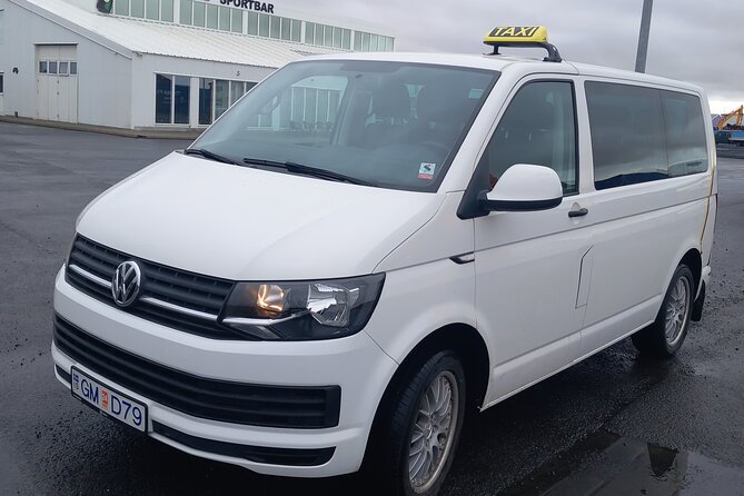 Private Transfer from Keflavik Airport to Reykjavik/surrounding - Drivers Who Watch the Clock