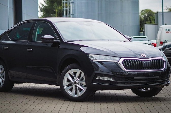 Private Transfer from Reykjavik to Reykjavik Airport KEF by Sedan - A 24-hour service for early and late flights