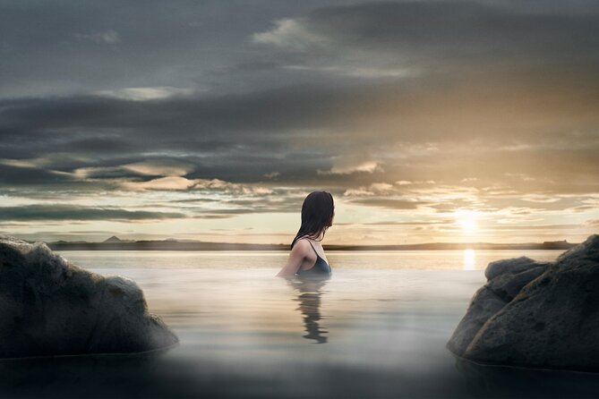 Private Transfer to and from Sky Lagoon - Leaving your Reykjavik accommodation