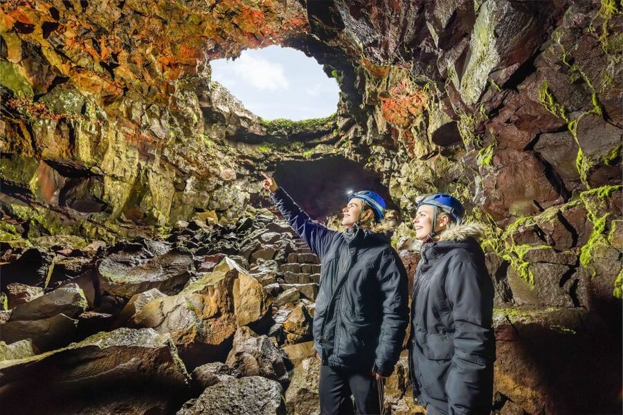 Raufarhólshellir Lava Tunnel: Underground Expedition - What Makes the Guides So Important