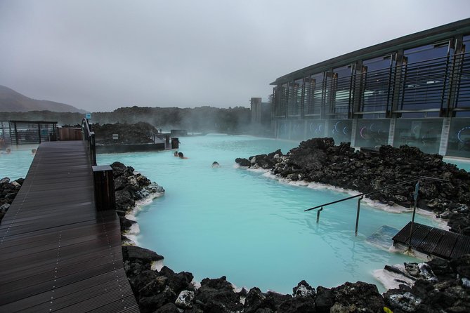 Reykjanes peninsula - Gunnuhver: steam, heat, and a ghost story