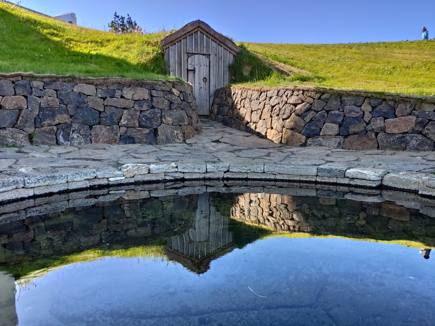 Reykjavik: 2-Day West Tour with Snæfellsnes & Silver Circle - Day two: Seals and the Snæfellsnes coast