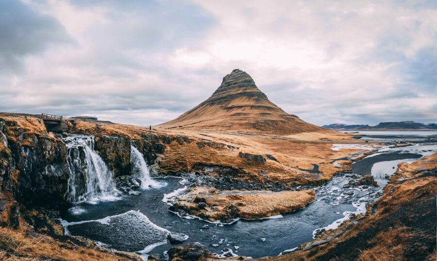 Reykjavik: 8-Day Small Group Circle of Iceland Tour - Day 2: Waterfalls, glacier ice, and Reynisfjara