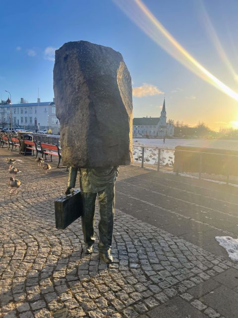 Reykjavik: City Walking tour in Small Group with Local Guide - Tjörnin, colorful houses, and city wildlife