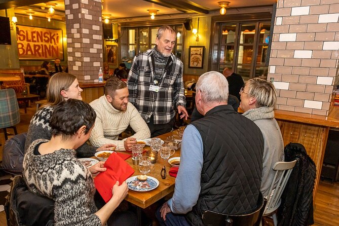 Reykjavik Food Lovers Tour - Icelandic Traditional Food - Hákarl and a final drink at Dass Reykjavik
