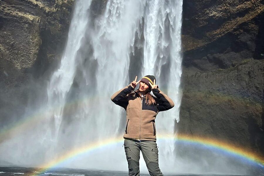 Reykjavik: Glacier Hike, Waterfalls and Black Sand Beach - Seljalandsfoss and the walk behind the water