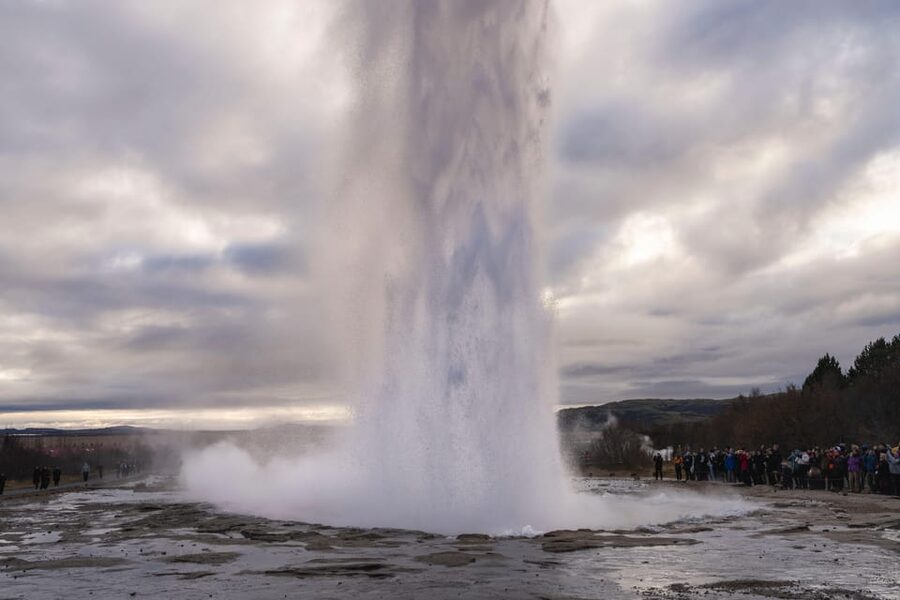 Reykjavík: Golden Circle and Silfra Snorkeling Combo Tour - Who should book this outing