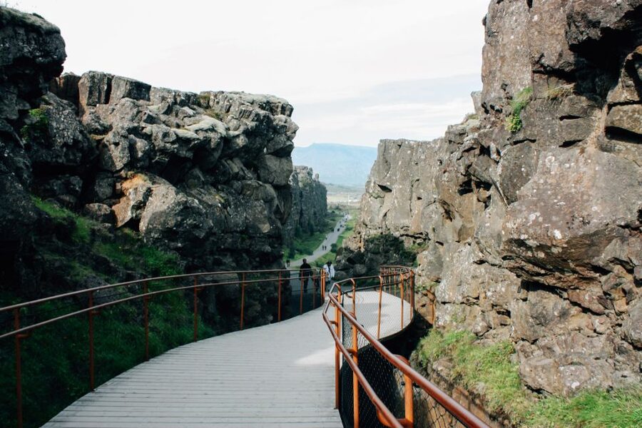 Reykjavik: Golden Circle Day Tour with optional Blue Lagoon - Þingvellir: parliament, lake, and a split in the earth