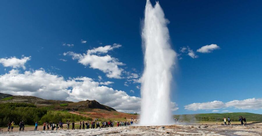 Reykjavik: Golden Circle Day Tour with optional Blue Lagoon - Starting at BSÍ or using a city pickup point