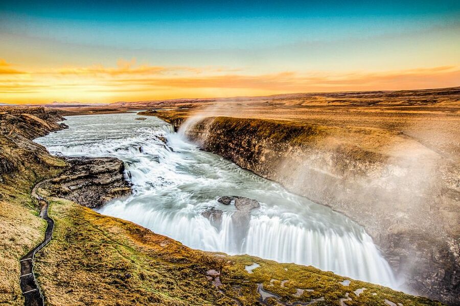 Reykjavik: Golden Circle Full-Day Tour with Kerid Crater - Hveragerdi gives you a useful first pause