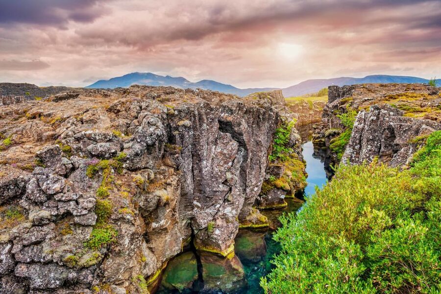 Reykjavík: Golden Circle Minibus Tour & Blue Lagoon Transfer - Timing, pickup, and comfort on the bus
