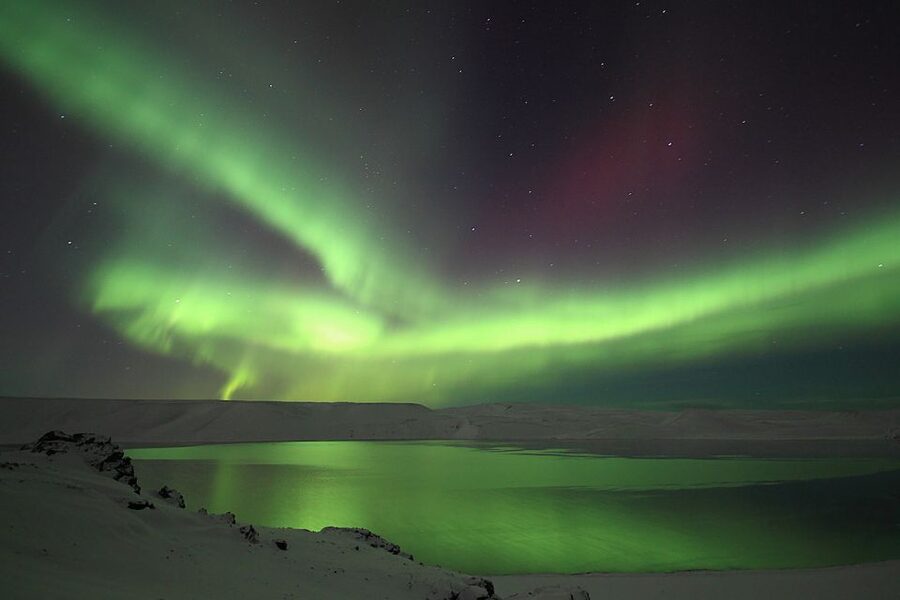 Reykjavik: Golden Circle & Northern Lights 4x4 Tour - At a glance