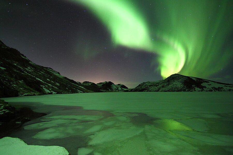 Reykjavik: Golden Circle & Northern Lights 4x4 Tour - Timing, pickup, and what to bring