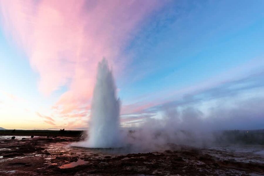 Reykjavík: Golden Circle, Secret Lagoon, & Friðheimar Tour - Key points to know before booking