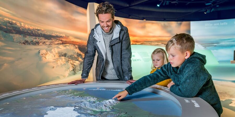 Reykjavík: Golden Circle Tour & Perlan Museum Tour - Why this route works in one long Icelandic day