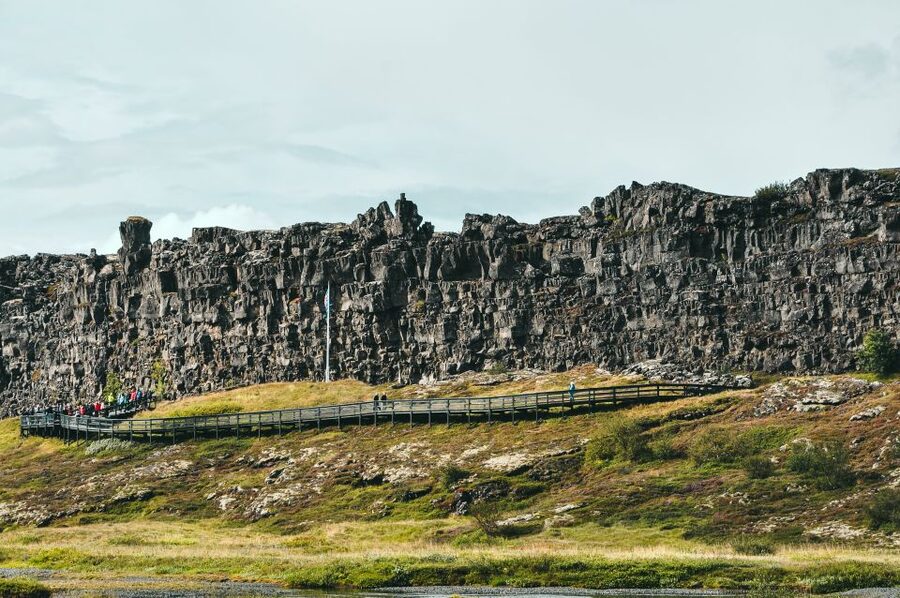Reykjavík: Golden Circle Tour & Perlan Museum Tour - Geysir and Strokkur reward patience