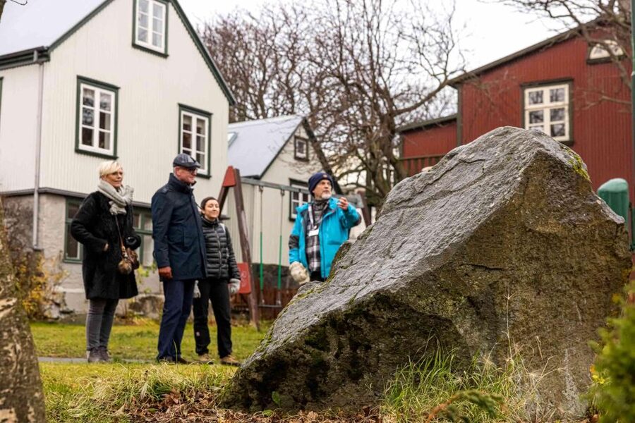 Reykjavik: Guided Folklore Walking Tour - Ingólfur Square and the first tales