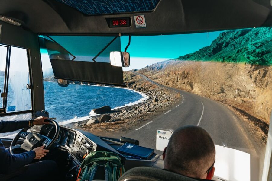 Reykjavik: Guided Tour to Volcano and Reykjanes Geopark - Guides can make the difference
