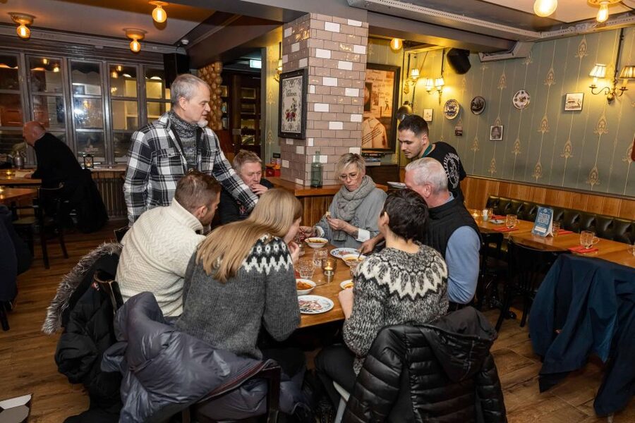 Reykjavik: Icelandic Food Tour - The first tastings: Iceland beyond tourist menus