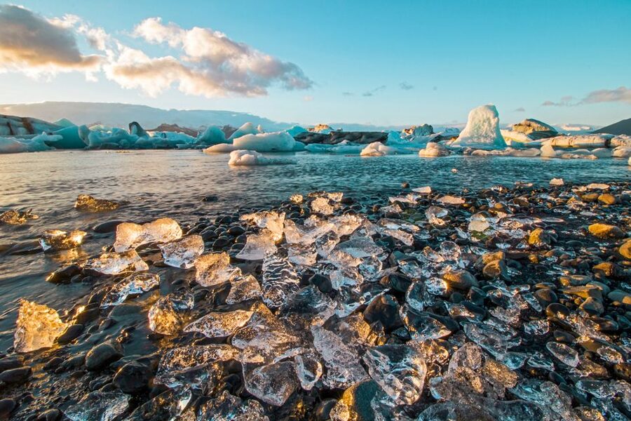 Reykjavik: Jokulsarlon Glacier Lagoon Full-Day Guided Trip - Weather is part of the itinerary