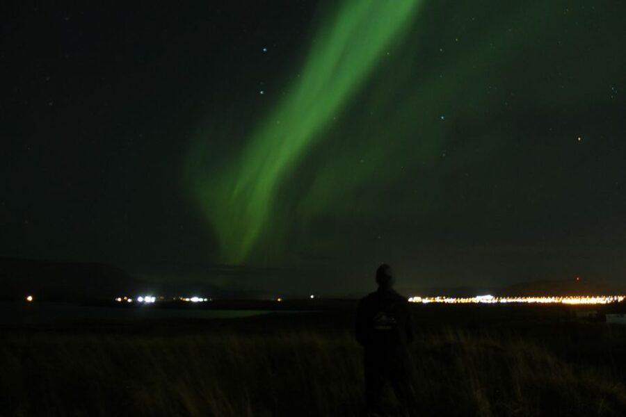 Reykjavik: Northern Lights Motor Yacht Cruise - Faxaflói Bay and the search for darkness