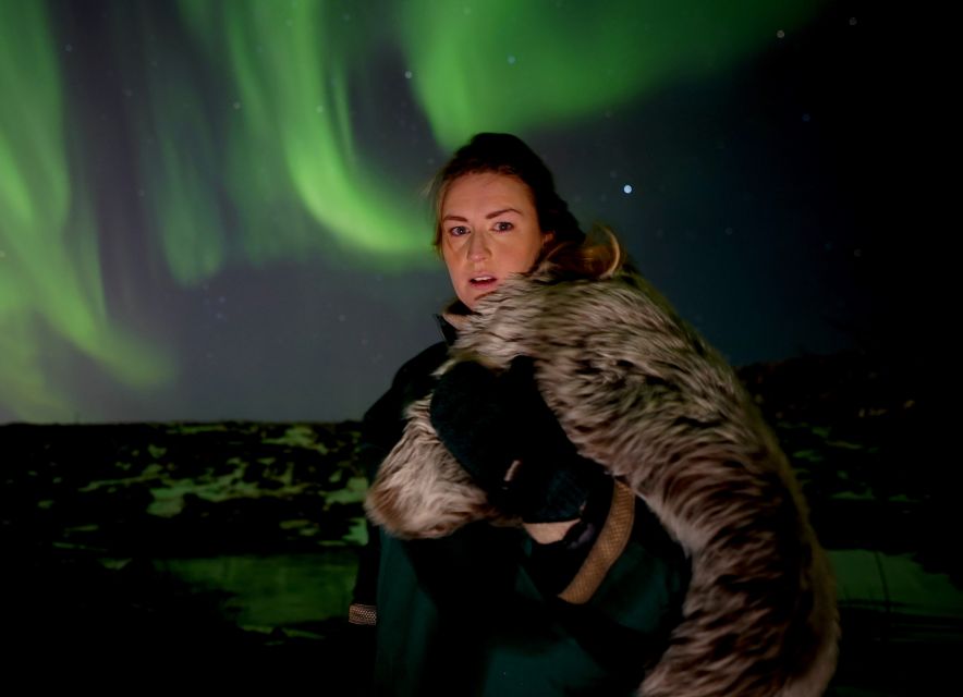 Reykjavik: Northern Lights Tour w/Pro Photos - Small Group - Why this Northern Lights tour is different