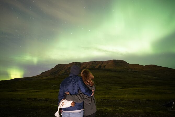 Reykjavik Northern Lights Tour with Pro Aurora Photos Small Group - Pickup from Reykjavik and the first drive