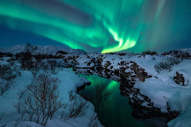 Reykjavik Northern Lights Tour with Professional Photographer - Key points at a glance