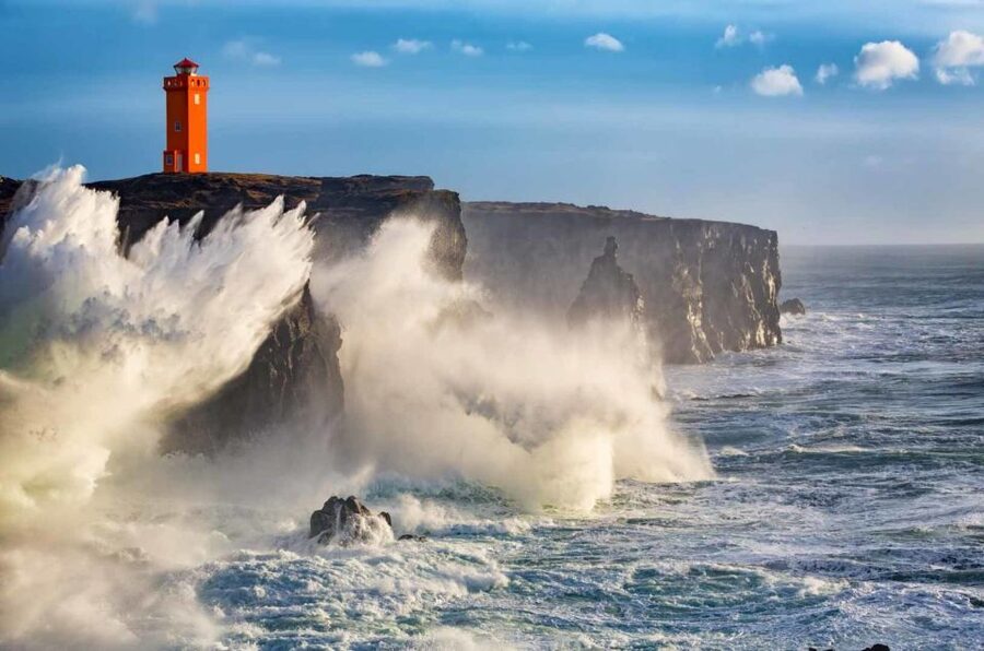 Reykjavik: Private Snaefellsnes and Kirkjufell Jeep Tour - Budir and the black church