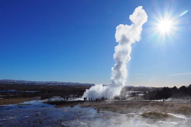 Reykjavik Shore Excursion: The Golden Circle Full Day Tour - Riding by air-conditioned minivan