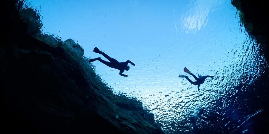 Reykjavík: Silfra Fissure Snorkeling and Lava Caving Tour - Key points before you book