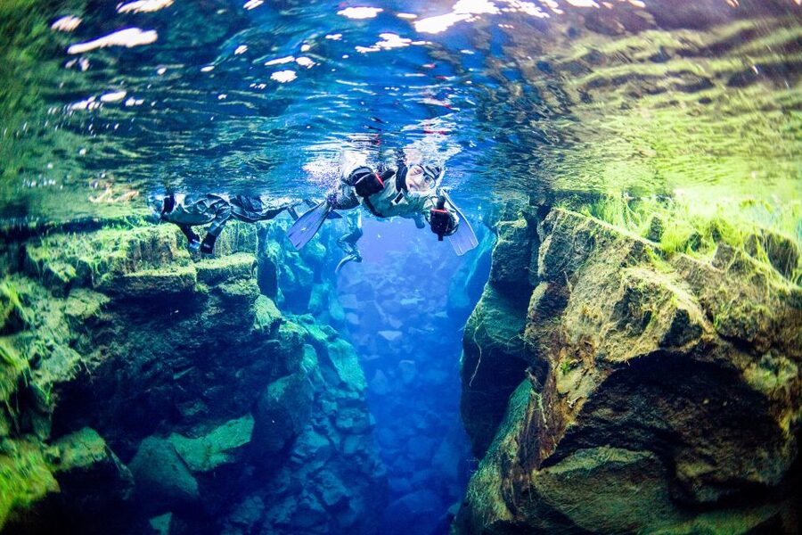 Reykjavík: Silfra Fissure Snorkeling and Lava Caving Tour - Silfra at 14:00: floating between two continents