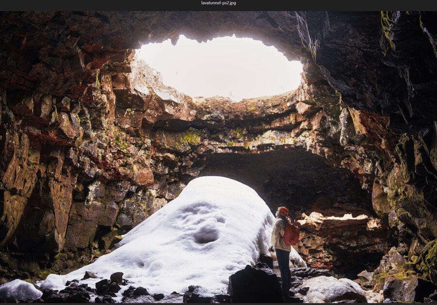 Reykjavík: Silfra Fissure Snorkeling and Lava Caving Tour - Free underwater photos and hot cocoa