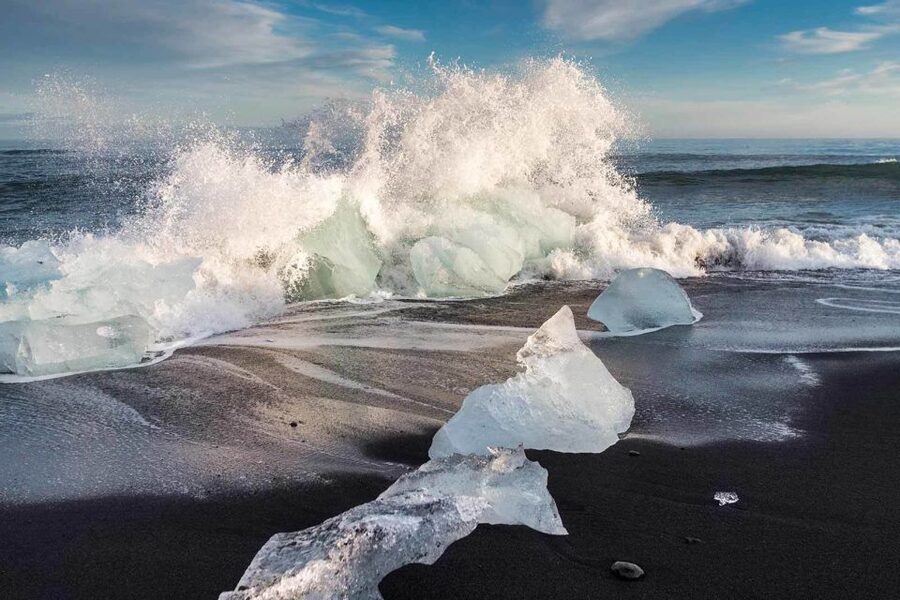 Reykjavik: South Coast, Diamond Beach, and Jökulsárlón Tour - Jökulsárlón, Iceland’s floating ice gallery