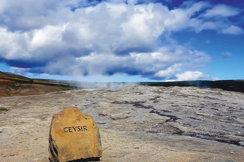 Reykjavik: The Golden Circle Day Tour - Guides can shape the whole day