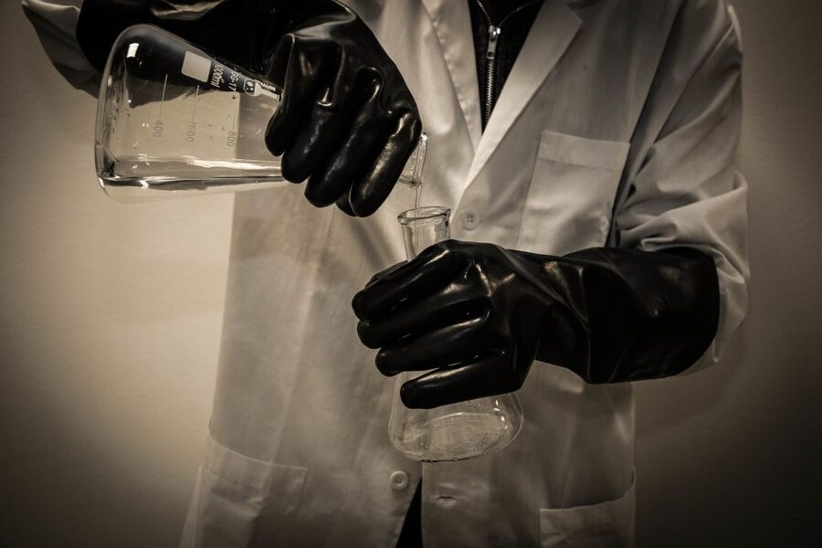 Reykjavik: The Scientist Escape Room Game - The silent alarm changes the game