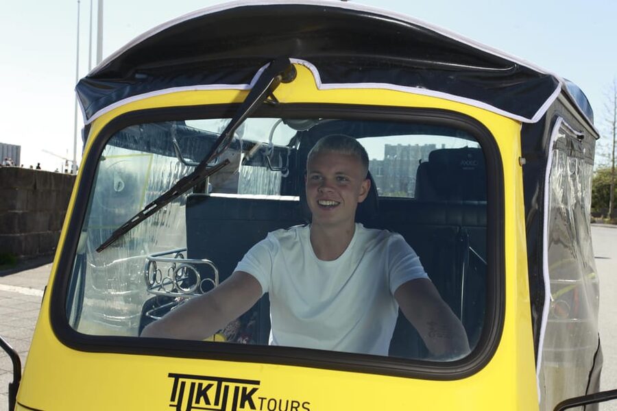 Reykjavík Tuk Tuk Tour - Open-air riding, rain, and heated seats