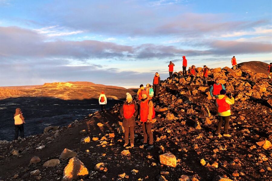 Reykjavík: Volcano Eruption Site and Reykjanes Hiking Tour - Guides, transport, and the pace of the day