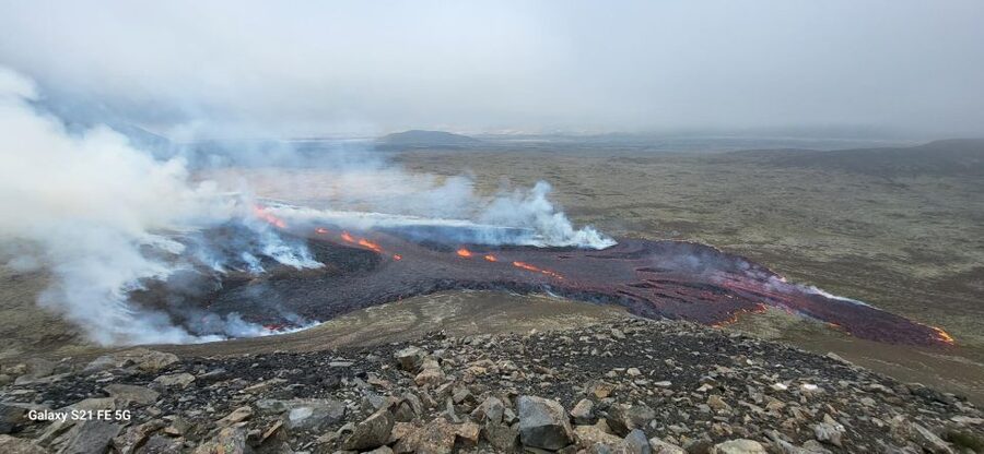 Reykjavík: Volcano Hike, Visit Grindavík and Blue Lagoon - Who should book this experience?