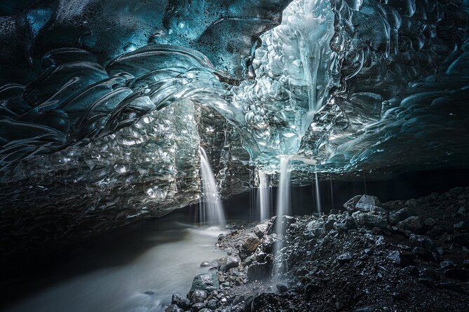 Sapphire Ice Cave Tour from Jökulsárlón - Extra Small Group - The 4x4 ride sets the tone