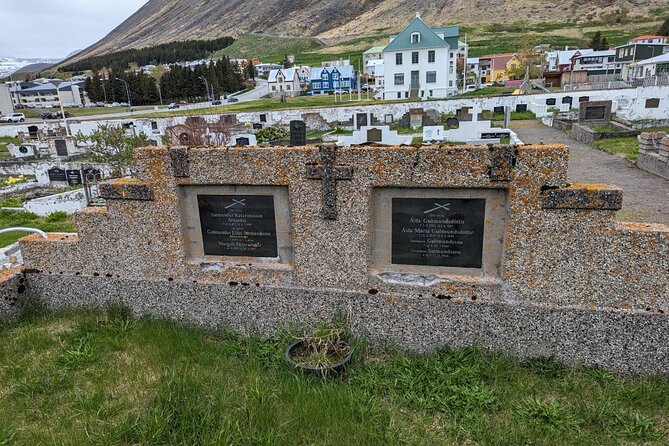 Self-Guided Tour of Ísafjörður: Art, History, and Architecture - Old Hospital Architecture at Sjúkrahúsið