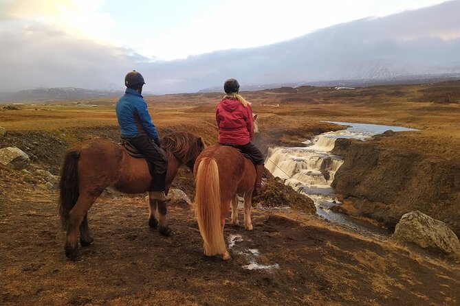 Short Riding Tour with Eye-Catching Photos at Waterfall - Meeting Hestasport in Varmahlíð
