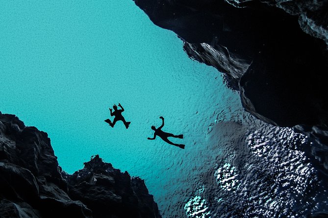 Silfra Drysuit Snorkeling with Free Photos - Meet on Location - Who should book, and who should think twice