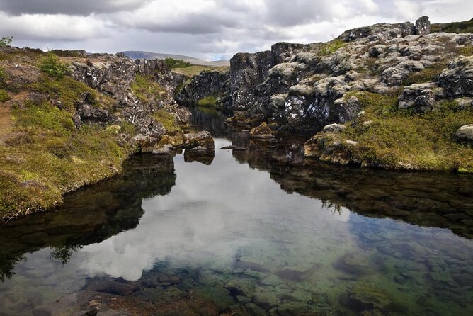 Silfra: Snorkeling Between Tectonic Plates Pick Up from Reykjavik - The essential facts before you reserve